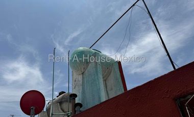 Casa en Venta en Emilio Carranza 26-144.