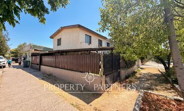 Excelente oportunidad:Casa esquina con local comercial en San Miguel