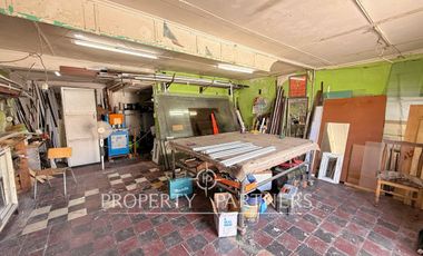 Excelente oportunidad:Casa esquina con local comercial en San Miguel