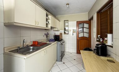 Venta De Dúplex Amplio Y Funcional