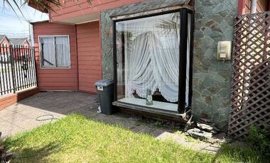 En venta casa con excelente ubicación dentro de coronel.