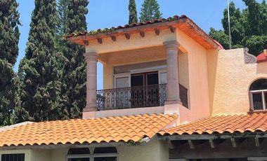 CASA EN VENTA EN LOMAS DE COCOYOC