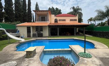 CASA EN VENTA EN LOMAS DE COCOYOC