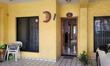 CASA EN VENTA VILLA DE LAS FLORES JARDINES DE SAN JOSE COACALCO