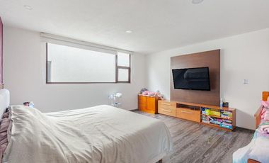 Exclusiva Casa en Calimaya: 3 Recámaras, Jardín y Área Social