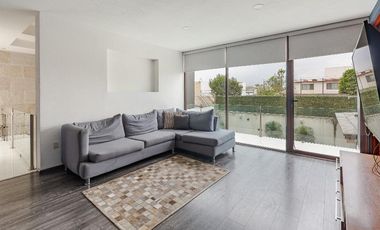 Exclusiva Casa en Calimaya: 3 Recámaras, Jardín y Área Social