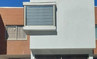 Casa en Venta en Calle 3 Sur 530