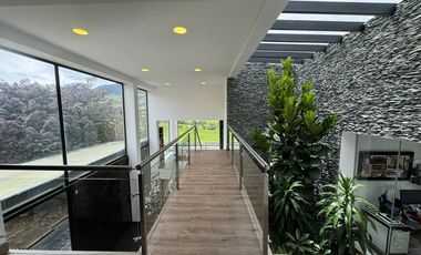 VENTA – CASA LA CALERA VALLE ALTO