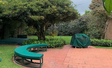 ALQUILER – CASA EN MACADAMIA