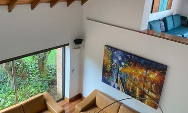 ALQUILER – CASA EN MACADAMIA