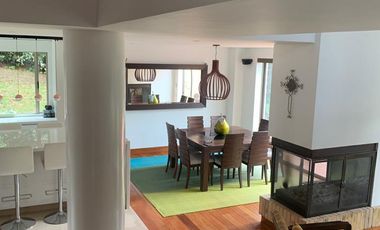 ALQUILER – CASA EN MACADAMIA