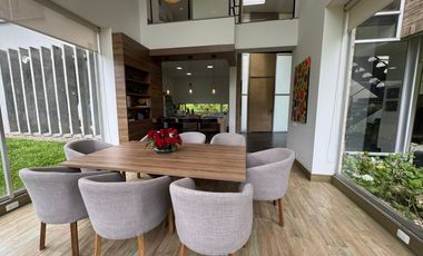 VENTA – CASA LA CALERA VALLE ALTO