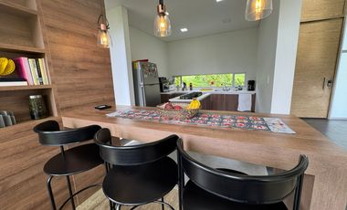 VENTA – CASA LA CALERA VALLE ALTO