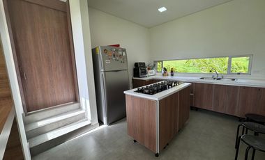 VENTA – CASA LA CALERA VALLE ALTO