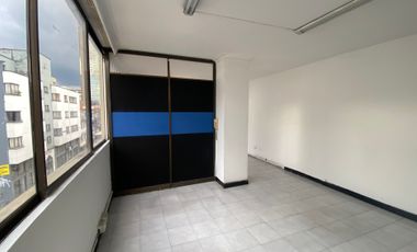 OFICINA EN VENTA EN EL CENTRO / PEREIRA