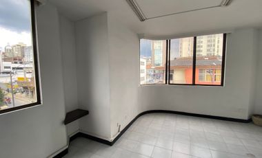 OFICINA EN VENTA EN EL CENTRO / PEREIRA