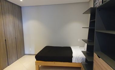 SE RENTA DEPARTAMENTO AMUEBLADO EN COLINAS DE SAN JAVIER