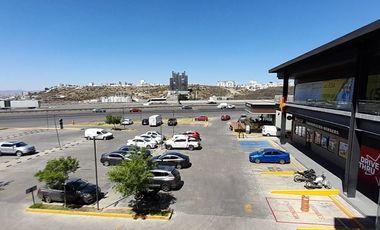 LOCALES EN RENTA  EN PLANTA ALTA EN  CARRETERA FEDERAL 57  QUERÉTARO-MÉXICO.