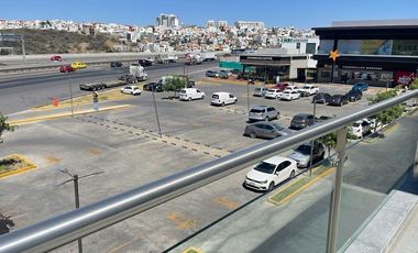 LOCALES EN RENTA  EN PLANTA ALTA EN  CARRETERA FEDERAL 57  QUERÉTARO-MÉXICO.