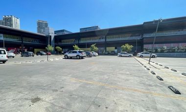 LOCALES EN RENTA  EN PLANTA ALTA EN  CARRETERA FEDERAL 57  QUERÉTARO-MÉXICO.