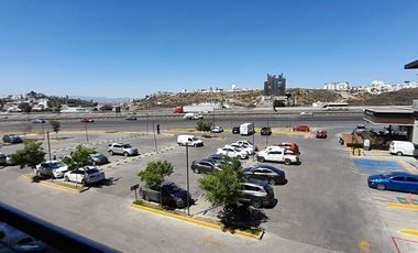 LOCALES EN RENTA  EN PLANTA ALTA EN  CARRETERA FEDERAL 57  QUERÉTARO-MÉXICO.