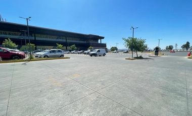 LOCALES EN RENTA  EN PLANTA ALTA EN  CARRETERA FEDERAL 57  QUERÉTARO-MÉXICO.