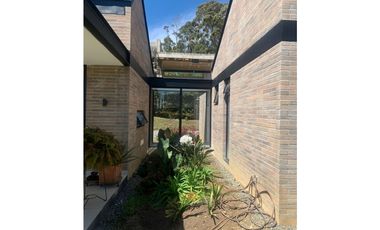 Casa en Arriendo en el Alto de Las Palmas