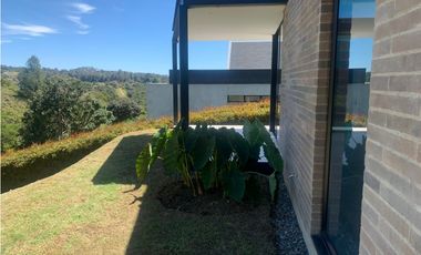 Casa en Arriendo en el Alto de Las Palmas