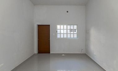 BODEGA CON OFICINAS EN VENTA EN MERIDA CENTRO, EN LA MISMA CALLE DEL CATASTRO.