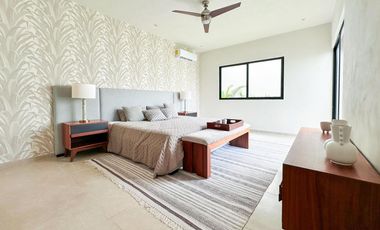 CASA EN PRE-VENTA DE UNA PLANTA EN UKUM PRIVADA RESIDENCIAL, CONKAL NORTE.