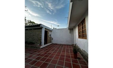 CASA CAMPESTRE ARUHACO