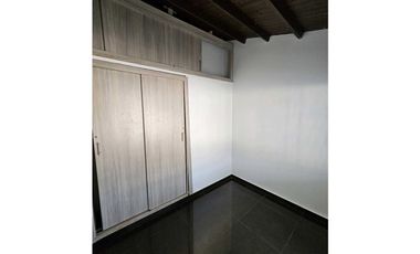 CASA VILLA BLANCA-BONDA