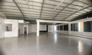 SE ARRIENDA LOCAL COMERCIAL,  SECTOR CENTRO