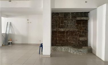 SE ARRIENDA LOCAL COMERCIAL,  SECTOR CENTRO