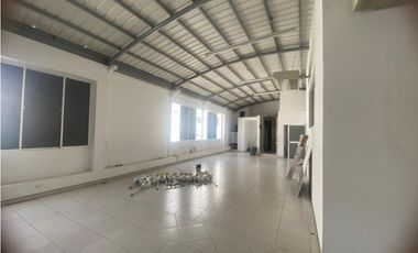 SE ARRIENDA LOCAL COMERCIAL,  SECTOR CENTRO