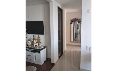 Se arrienda hermoso apto edificio la cabecera excelente zona