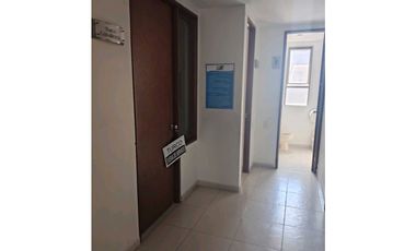 Se arrienda hermoso apto edificio la cabecera excelente zona