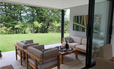 Casa en Arriendo Amoblado en Alto de Las Palmas