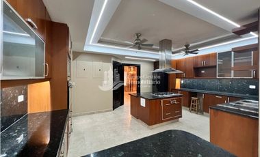 VENTA O ALQUILER CASA COSTA DEL ESTE 4 REC AMPLIA E ILUMINADA MLD