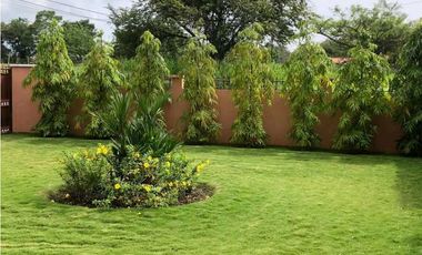 VENTA  CASA EN CORONADO 250MT2  4R, 3B, 3 TERRAZAS  LT