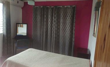 SE ALQUILA CASA AMOBLADA EN SANTIAGO