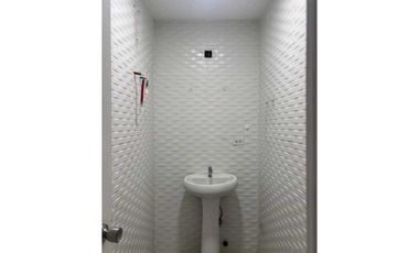 LOCAL COMERCIAL EN SAN FRANCISCO PH THE TOWERS PLANTA BAJA 1B 114M2