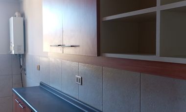 Se VENDE amplio departamento