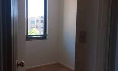 Se VENDE amplio departamento