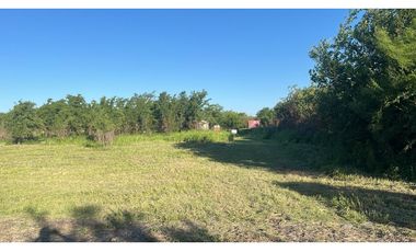 OPORTUNIDAD UNICA 13.586 m2 Dos Lotes en Block en Villa Esquiú