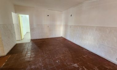 Casa en alquiler en Burzaco Este