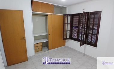 Casa en venta c/ cochera en 9 de Julio