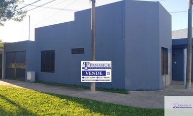 Casa en venta c/ cochera en 9 de Julio
