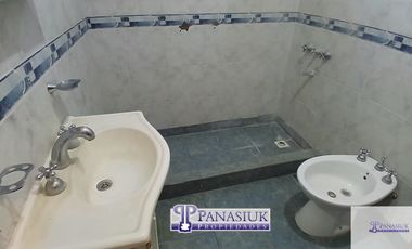 Casa en venta c/ cochera en 9 de Julio