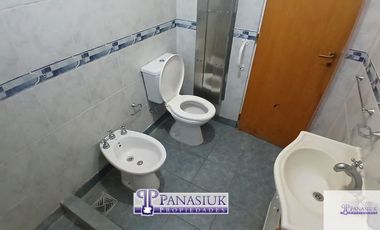 Casa en venta c/ cochera en 9 de Julio